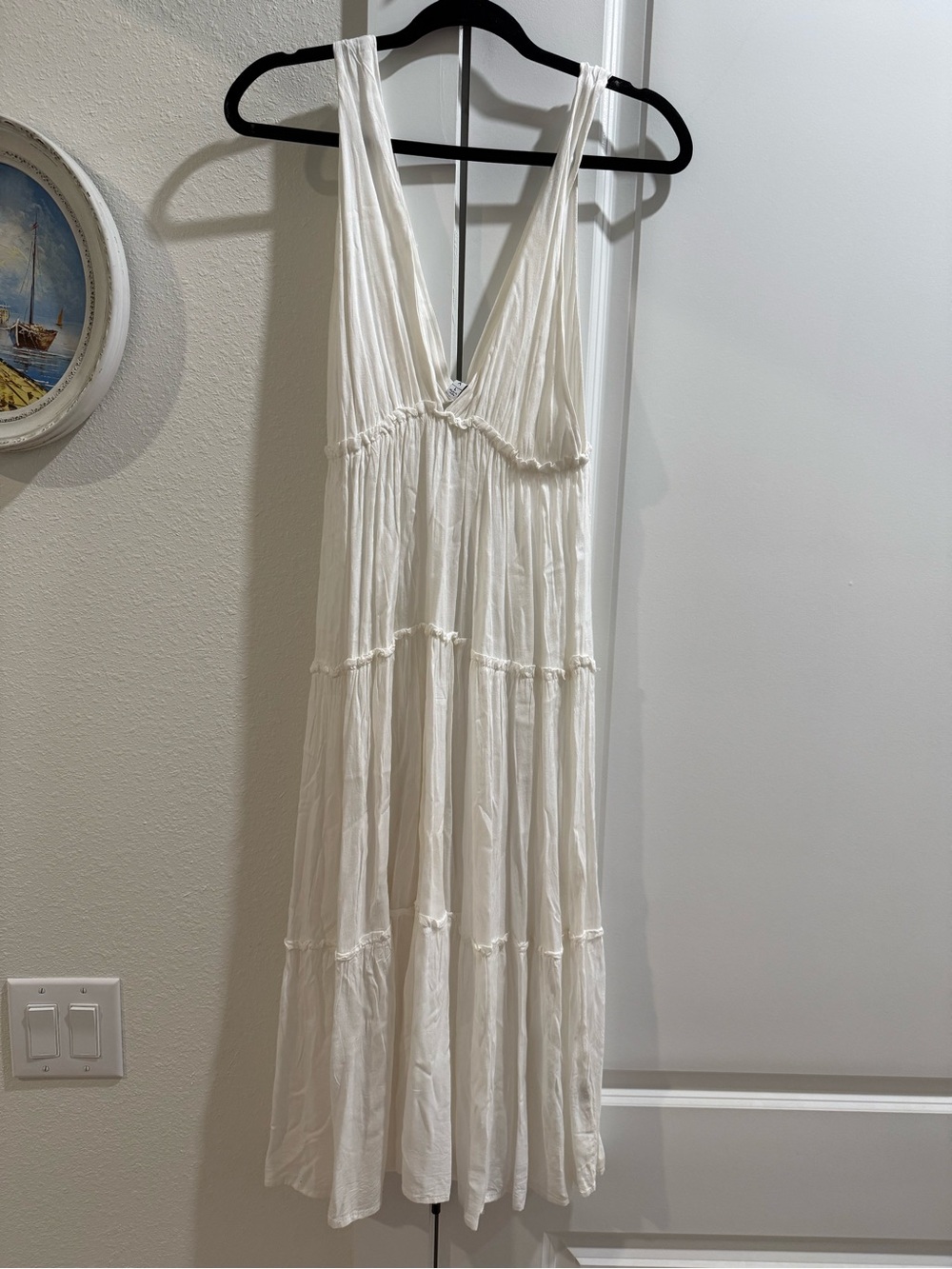 Sleeveless V-Neck White Tiered Summer Dress - Picture 2 of 5